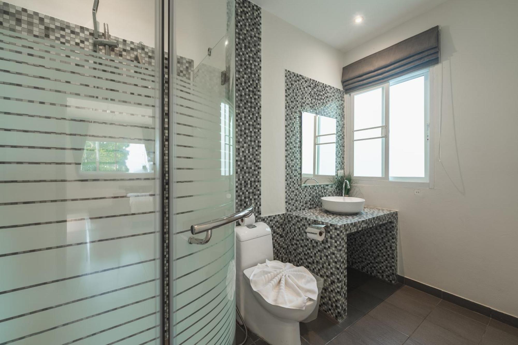 Grand 5Br Pool Villa Sea La Vie Rawai Buitenkant foto